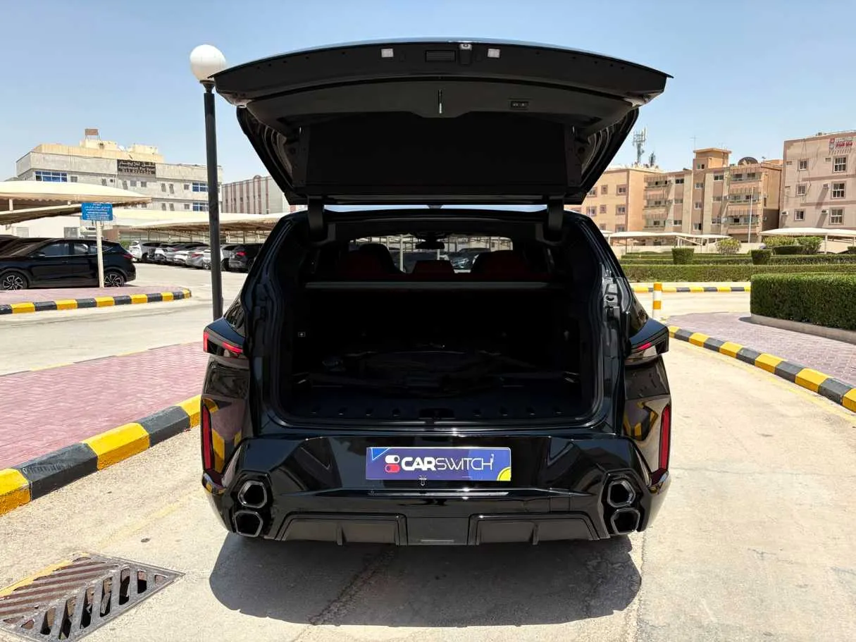 Car image 36