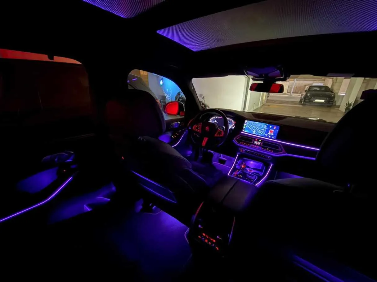 Car image 43