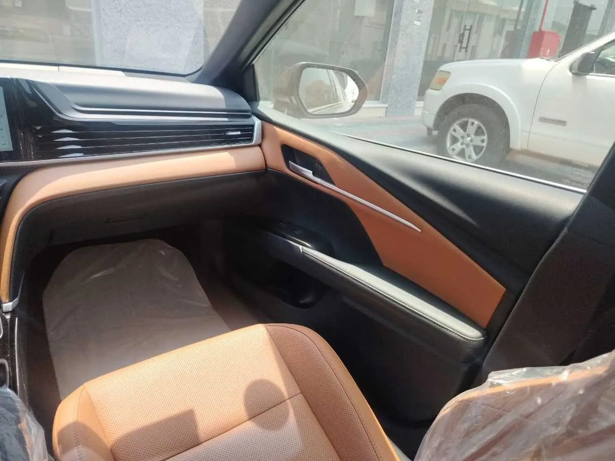 Car image 41
