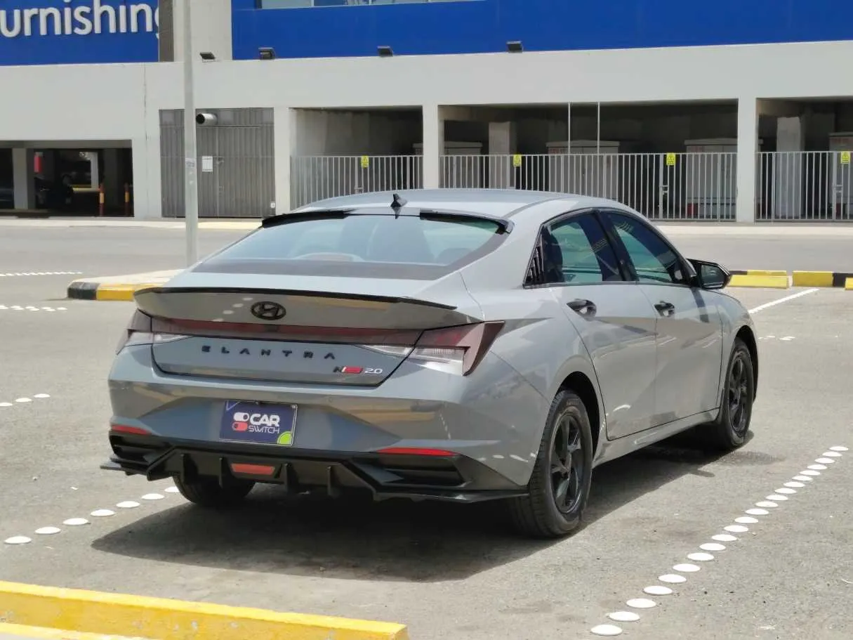 Car image 5