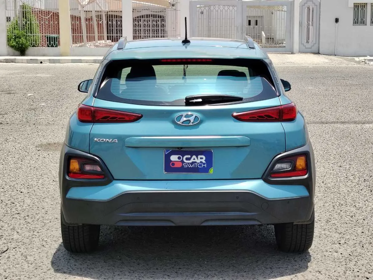 Car image 6