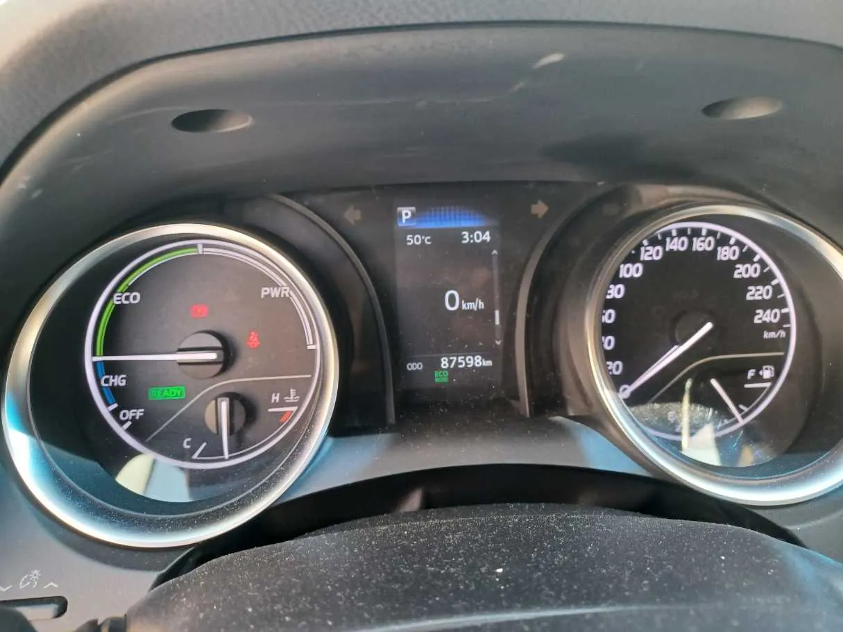 Car image 20