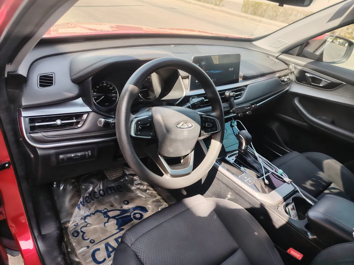 Car image 11
