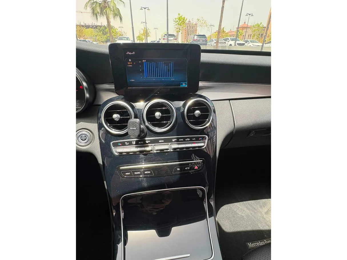 Car image 31