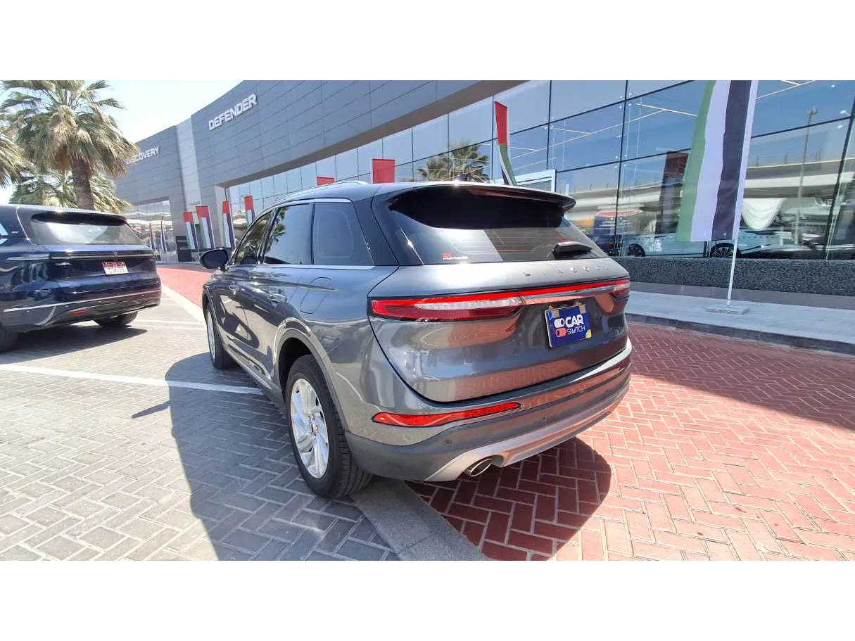 Car image 7