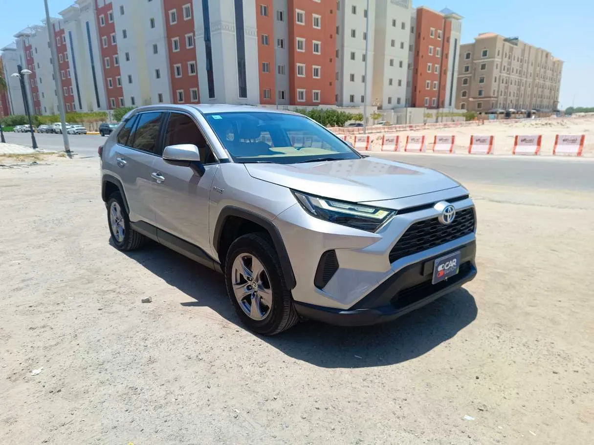 Car image 3