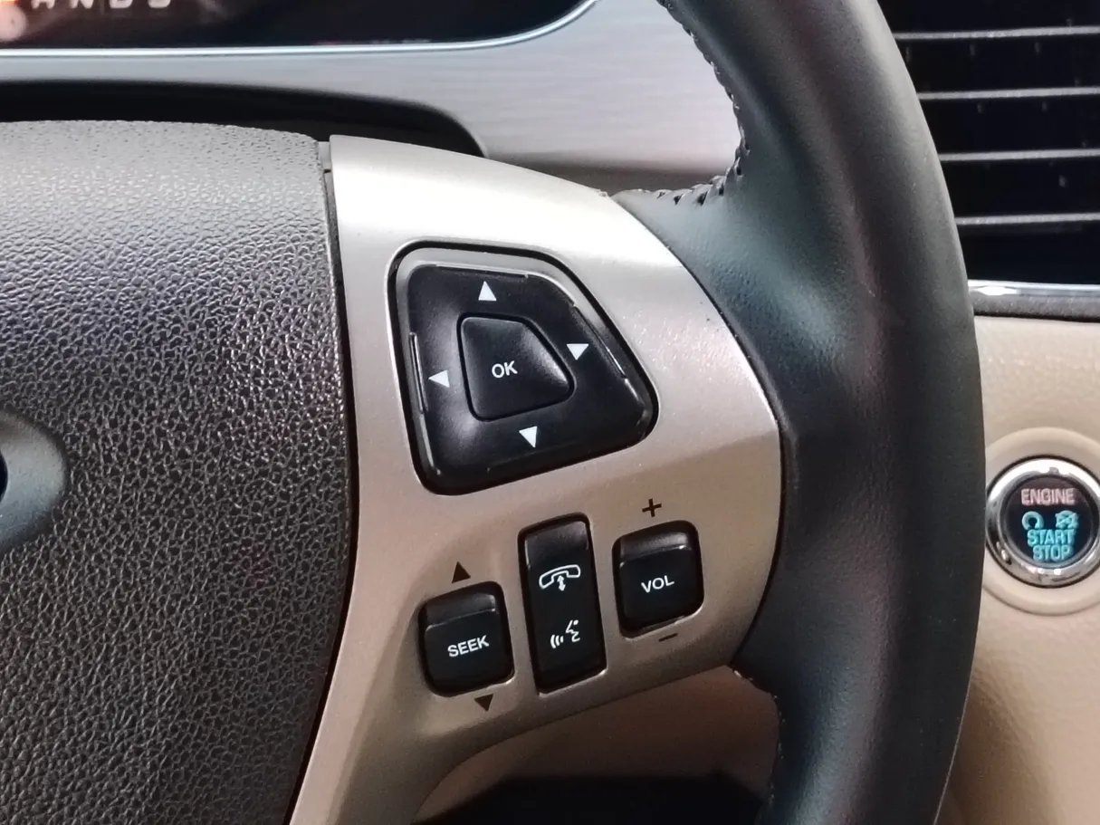 Car image 29