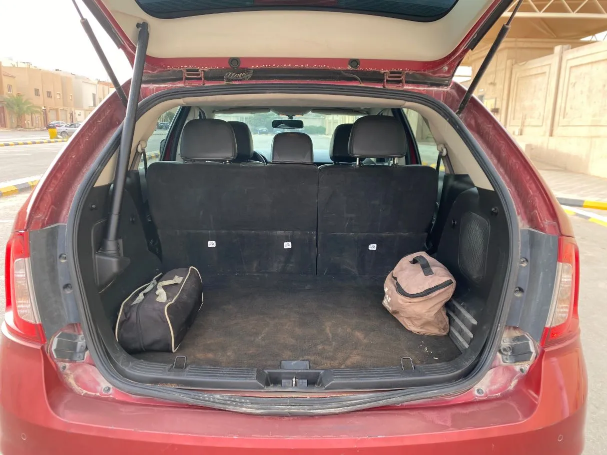 Car image 22