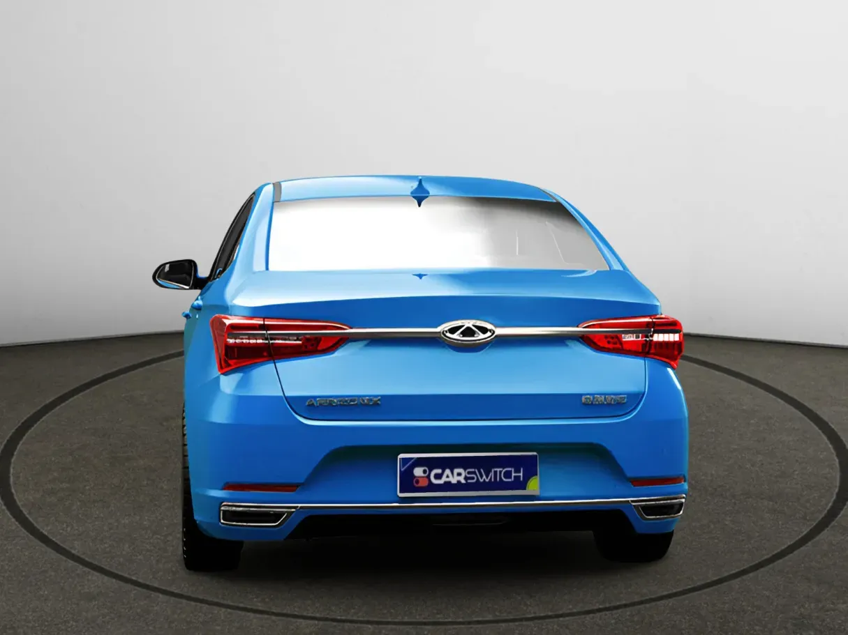 Car image 5