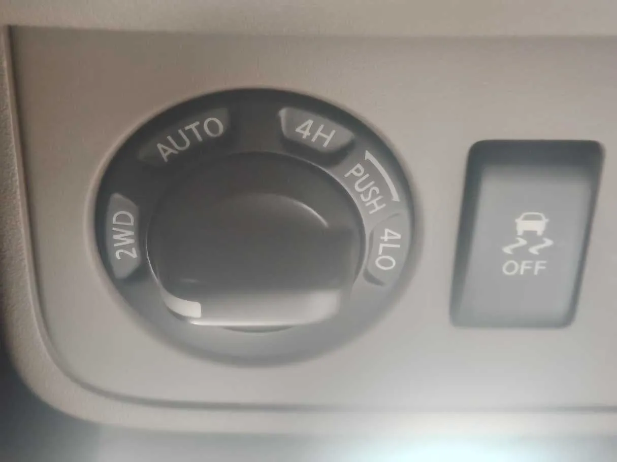 Car image 27