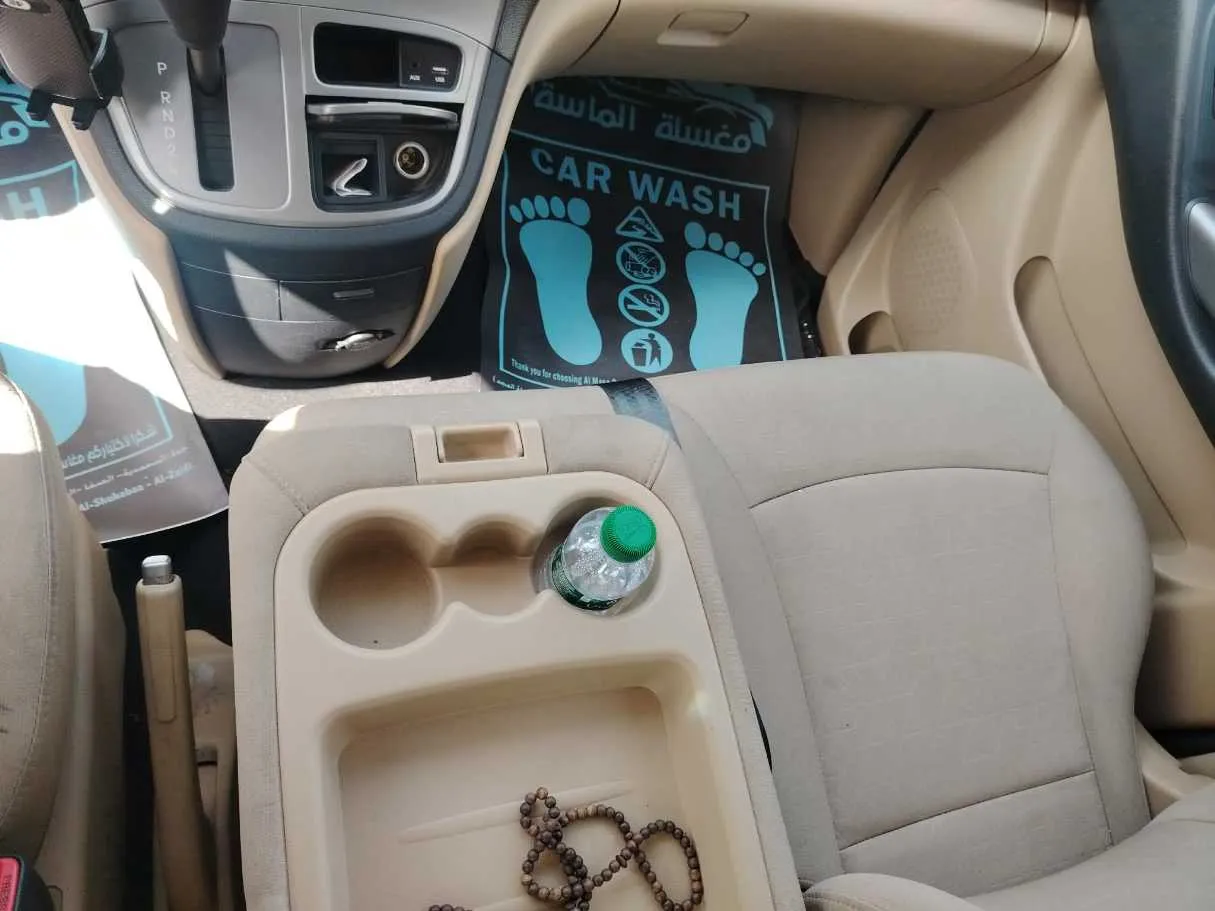 Car image 44