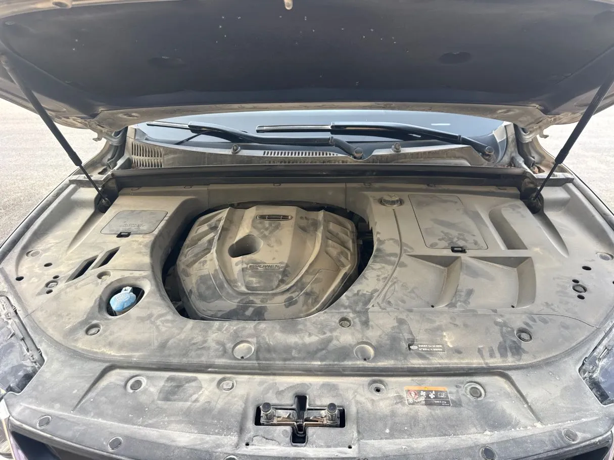 Car image 22