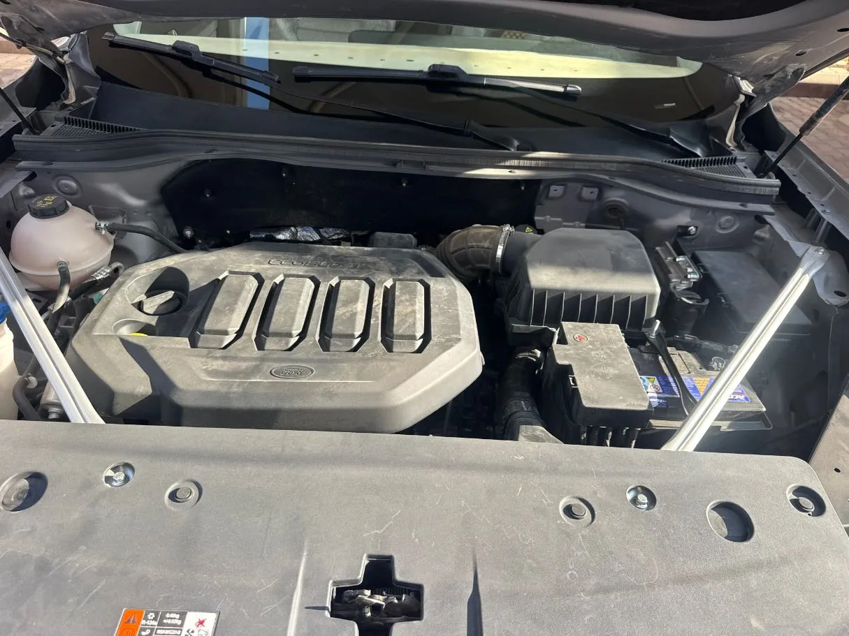 Car image 20