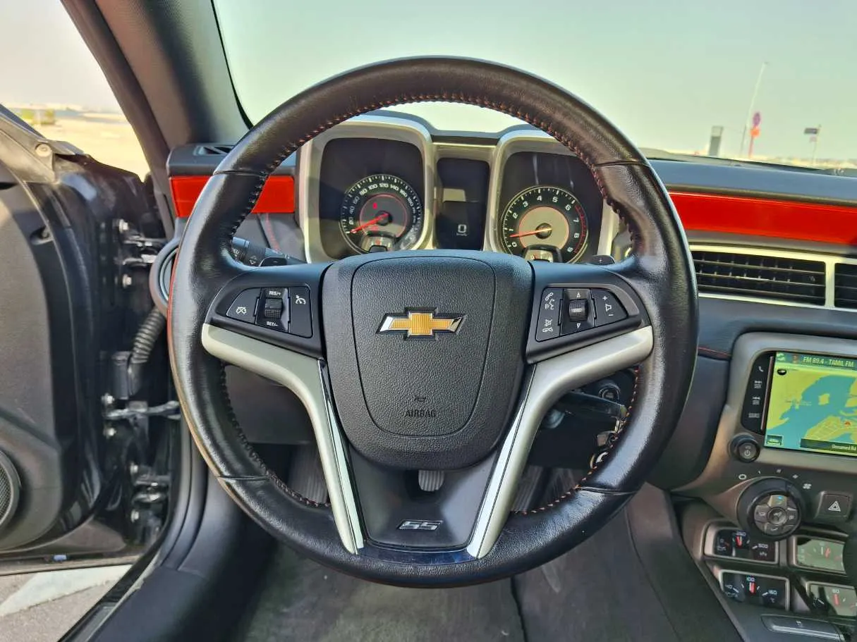 Car image 15