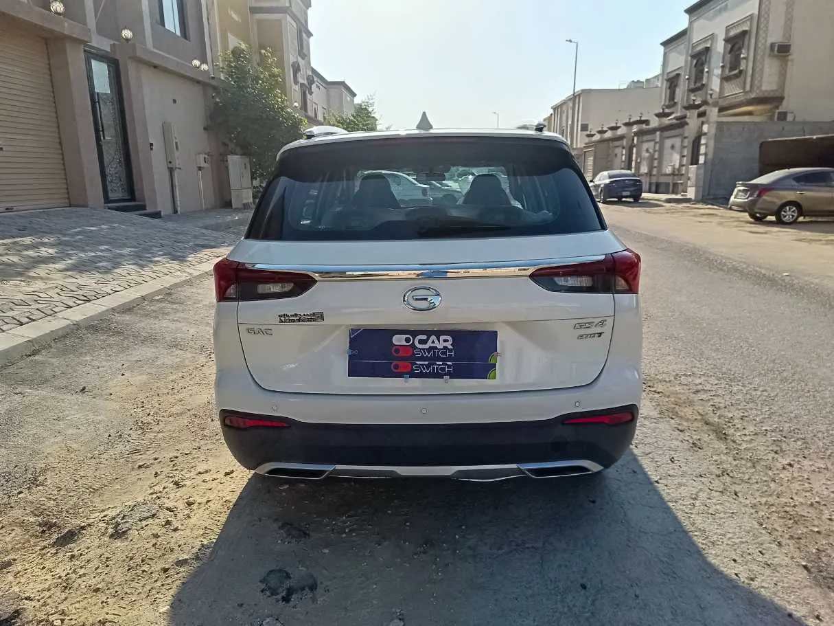 Car image 6
