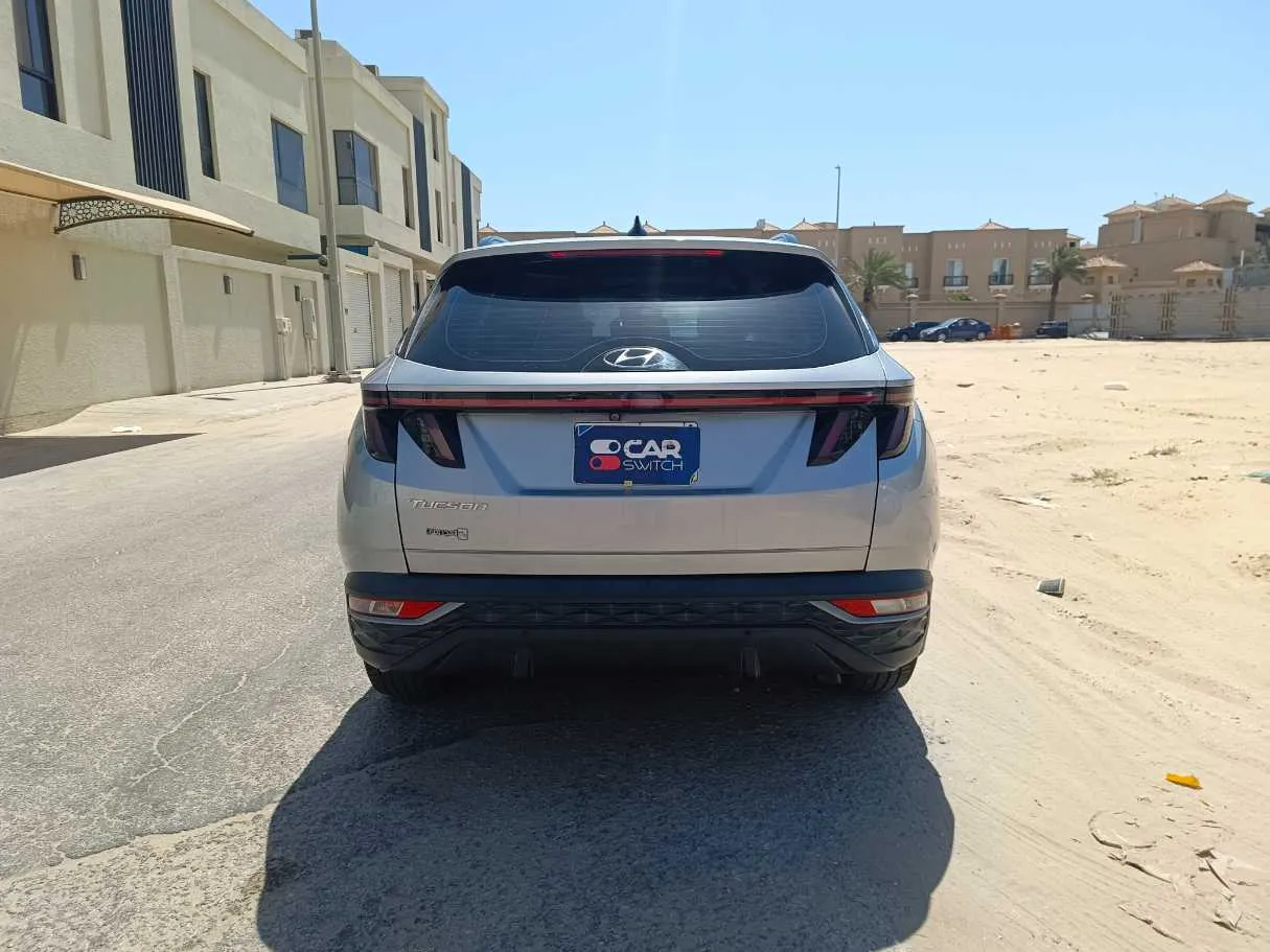 Car image 6