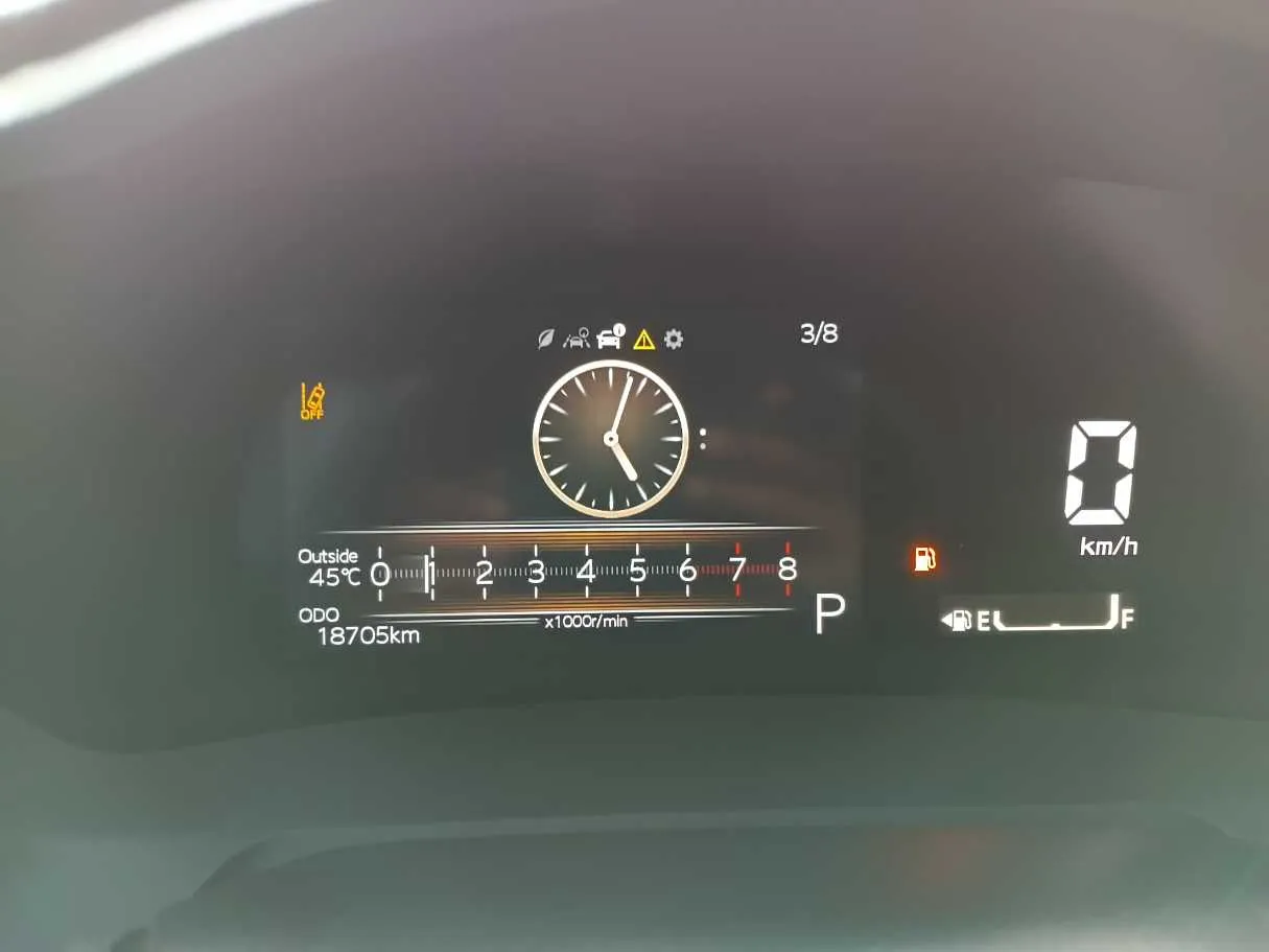 Car image 18