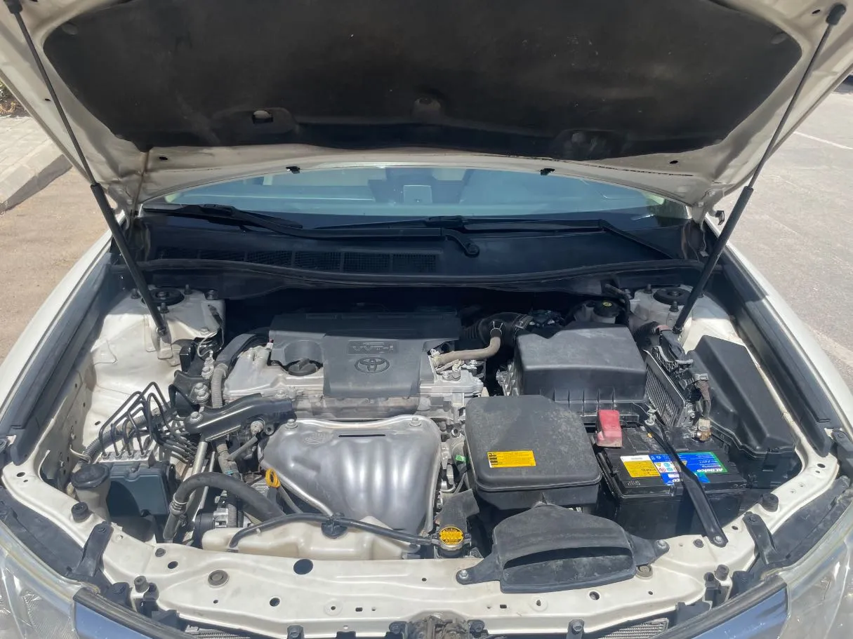 Car image 25