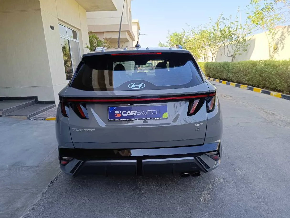 Car image 6