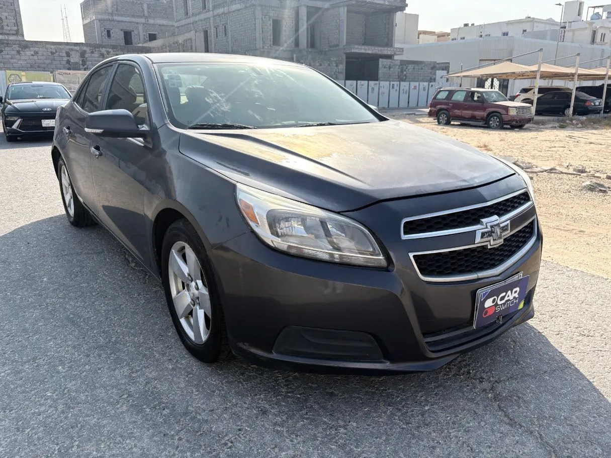 Car image 3