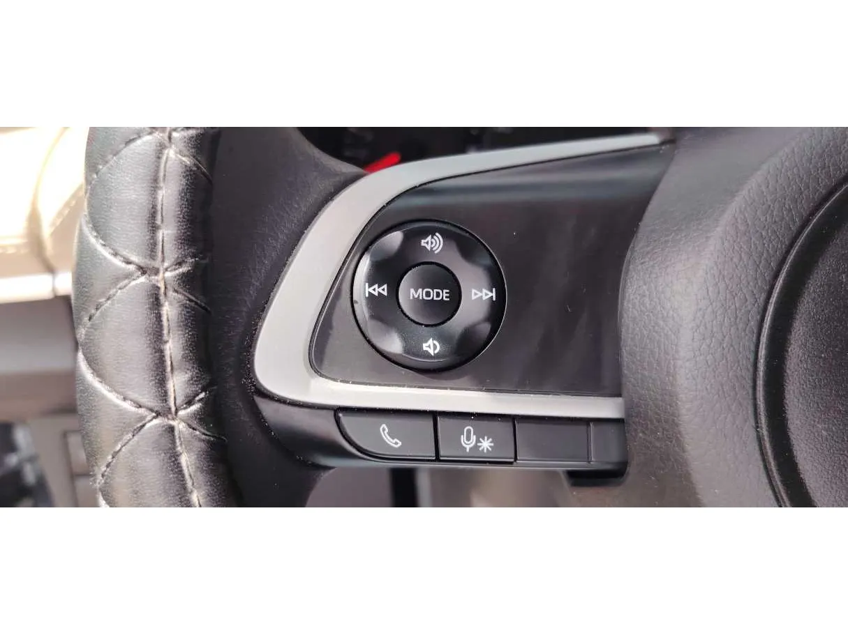 Car image 31