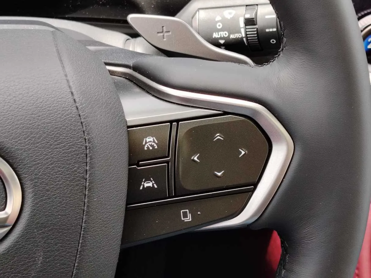 Car image 46