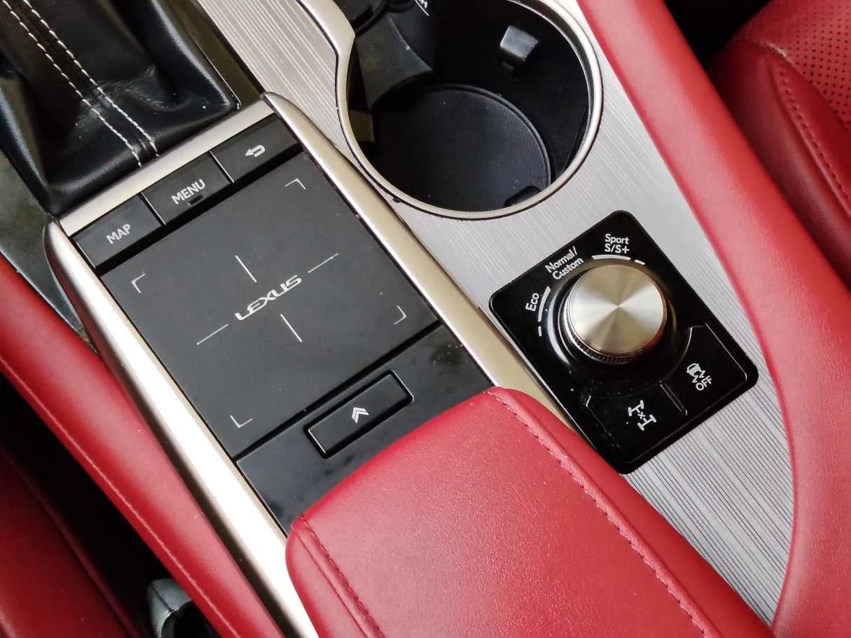 Car image 21