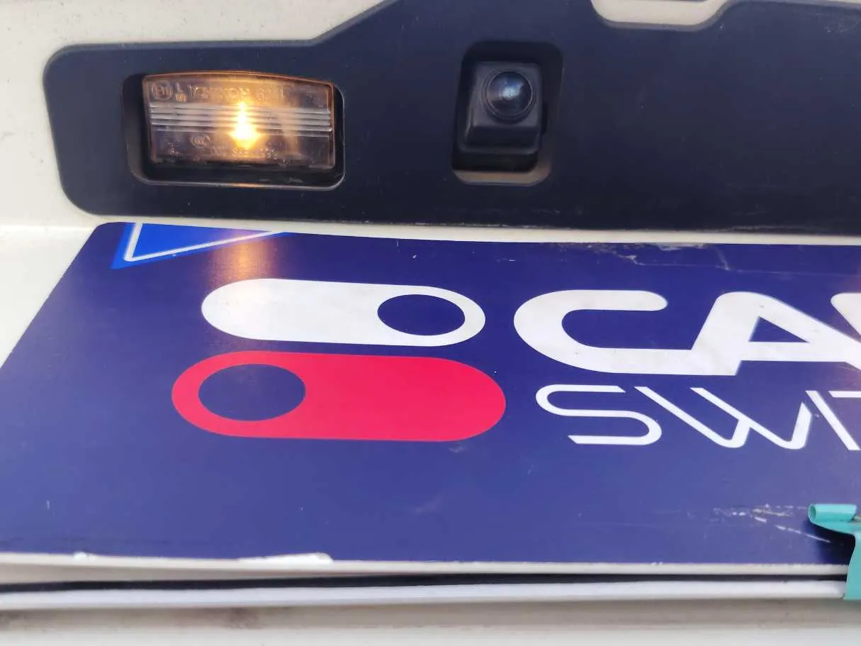 Car image 35