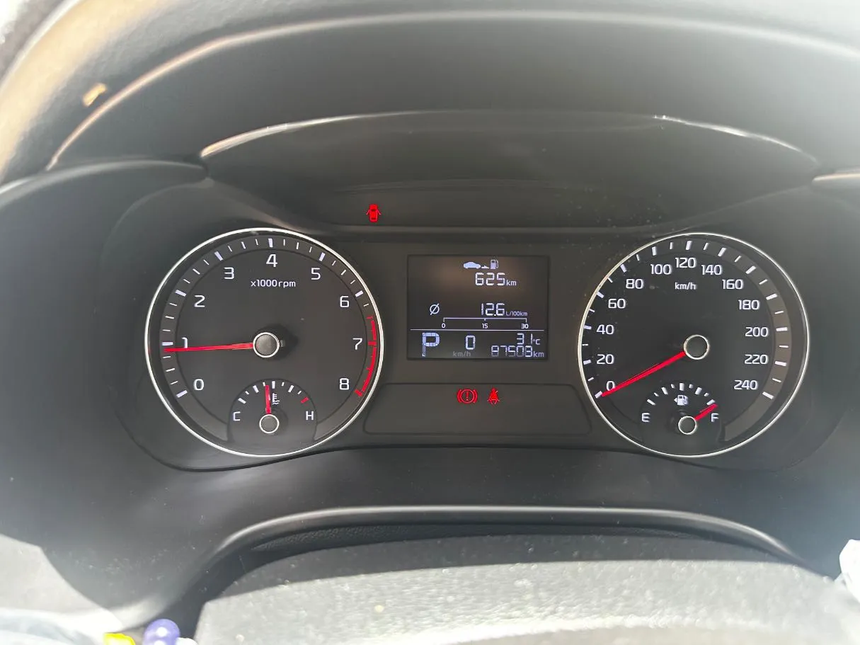 Car image 20