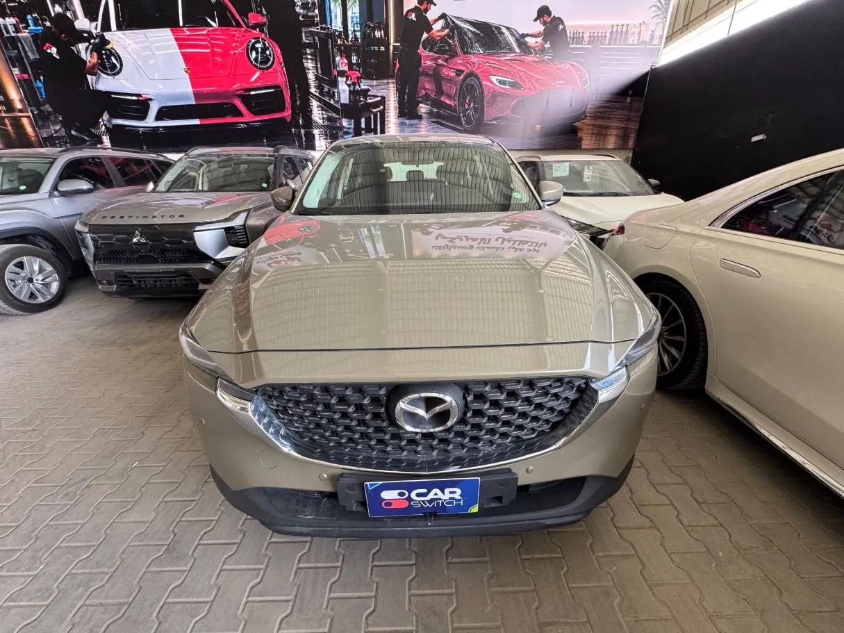 Car image 2