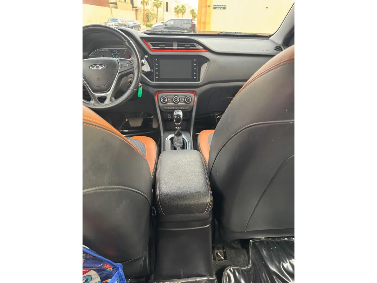 Car image 20