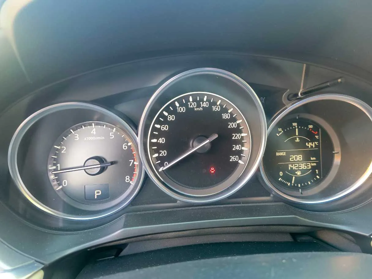 Car image 23