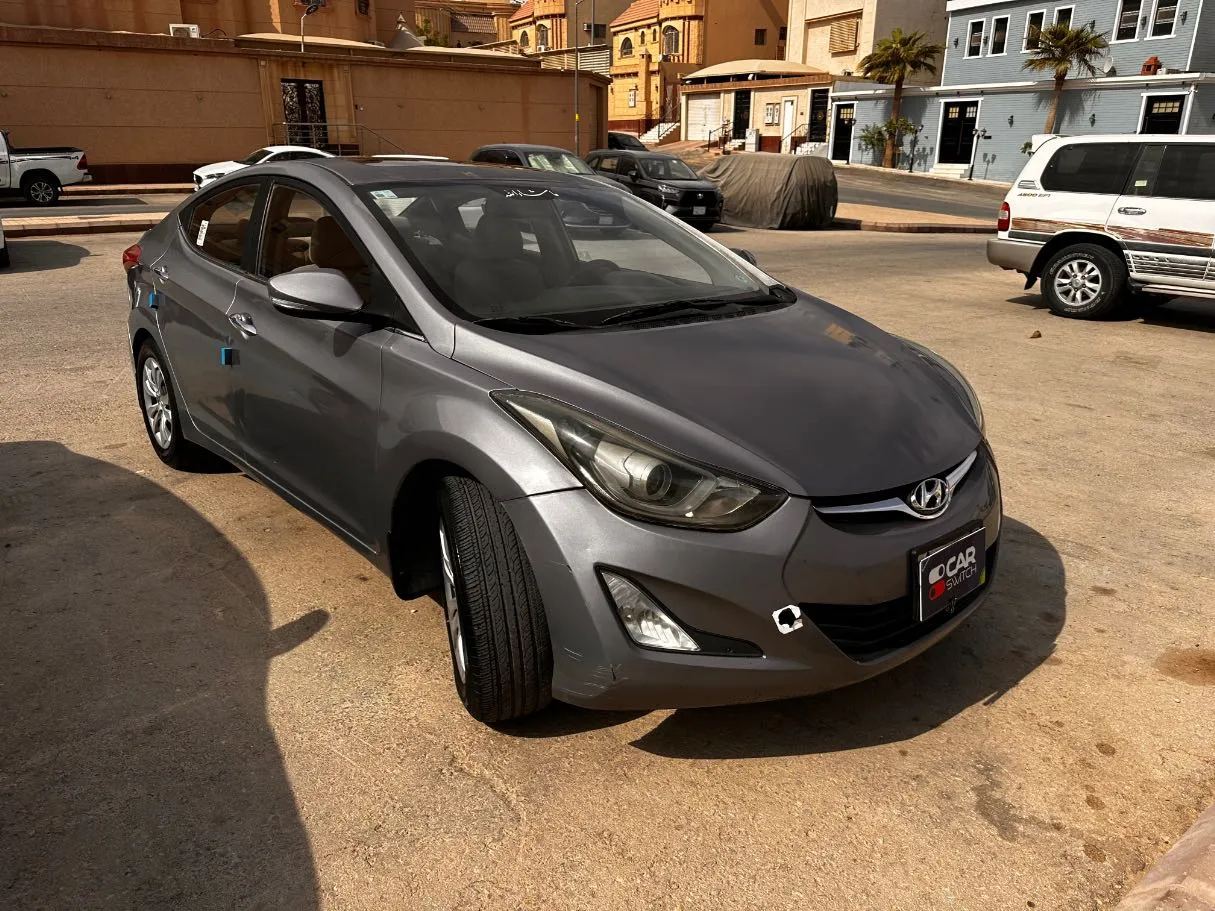 Car image 3