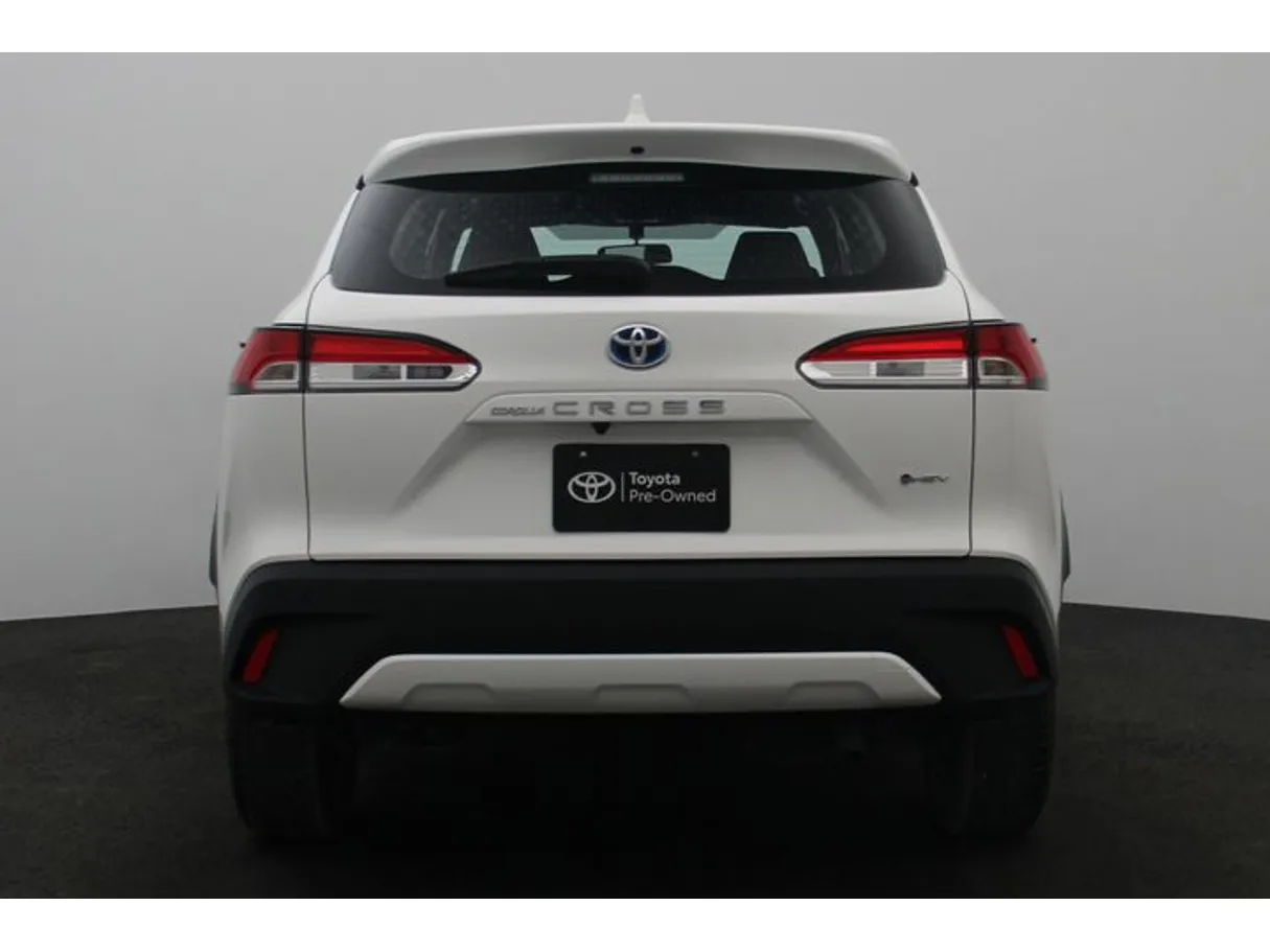 Car image 12