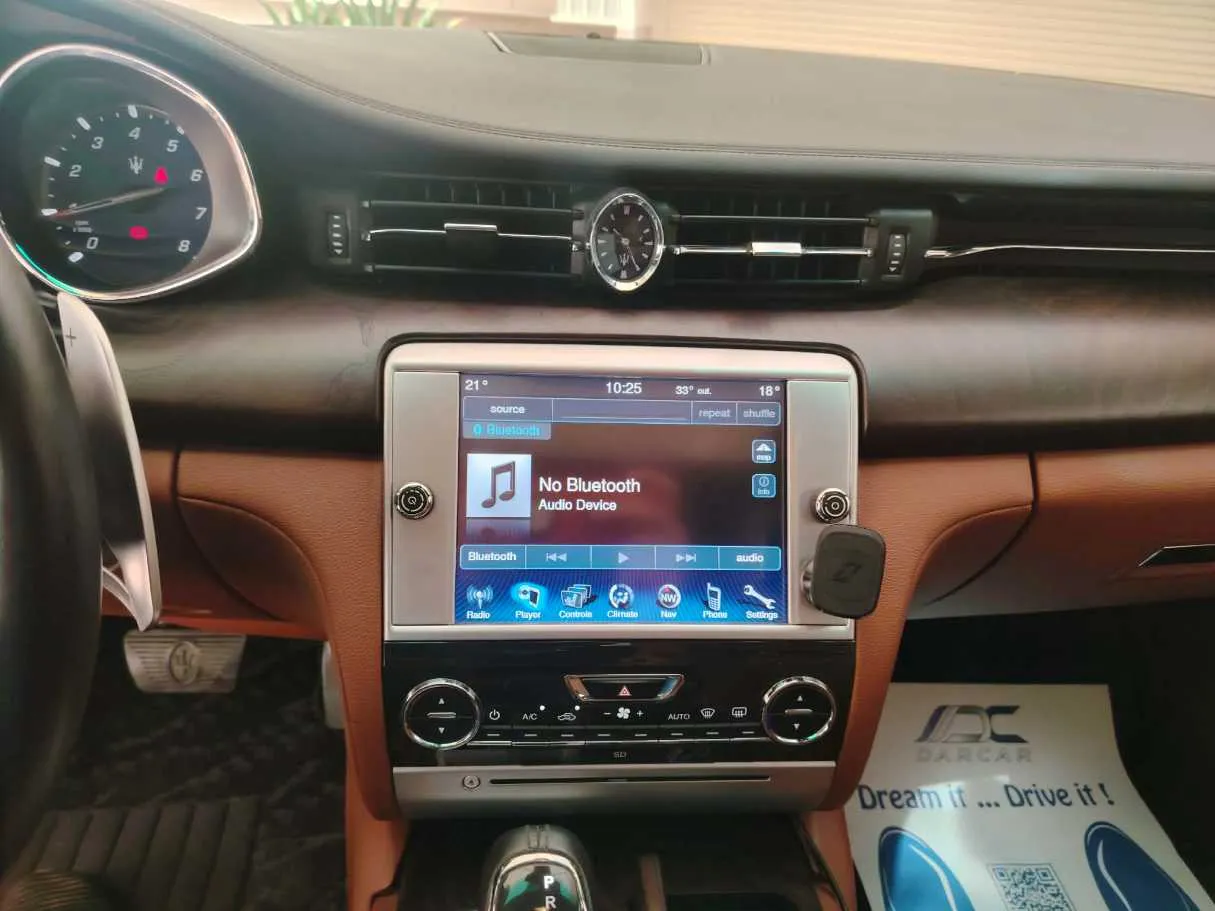 Car image 27
