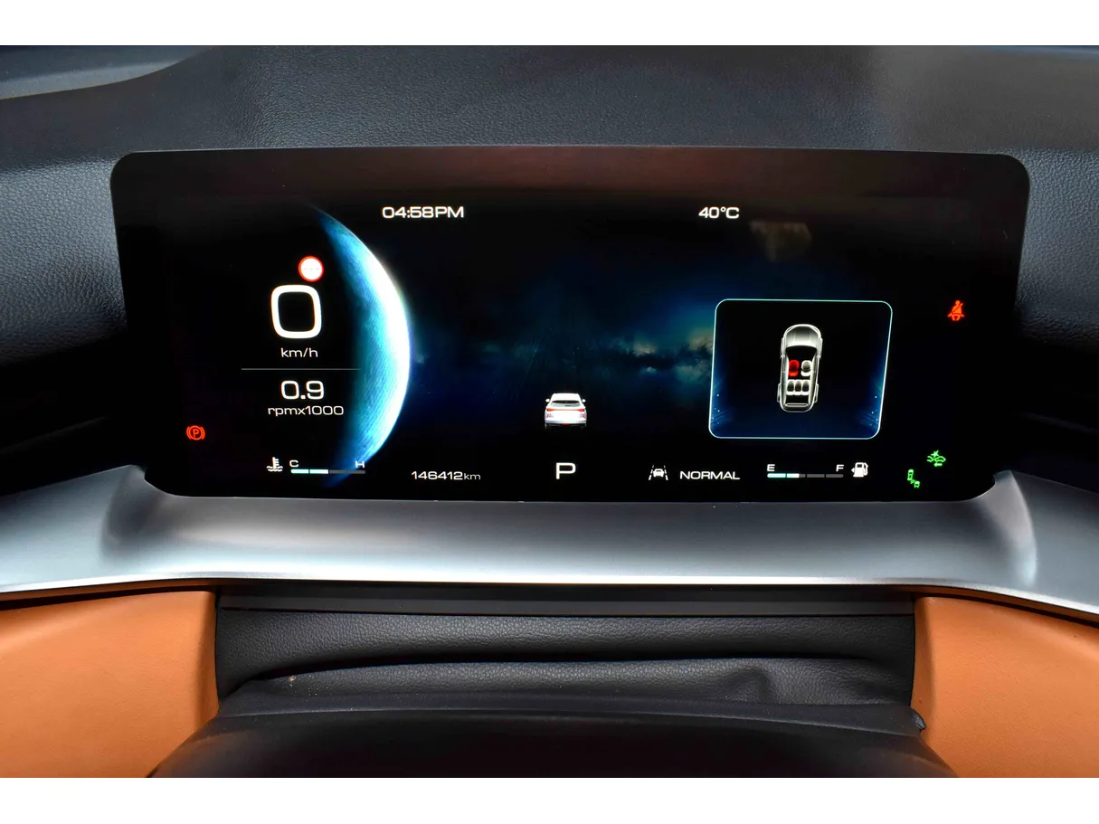 Car image 6