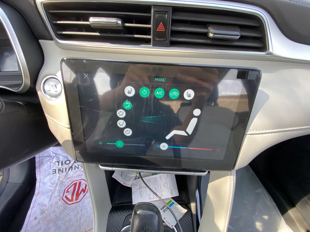 Car image 16
