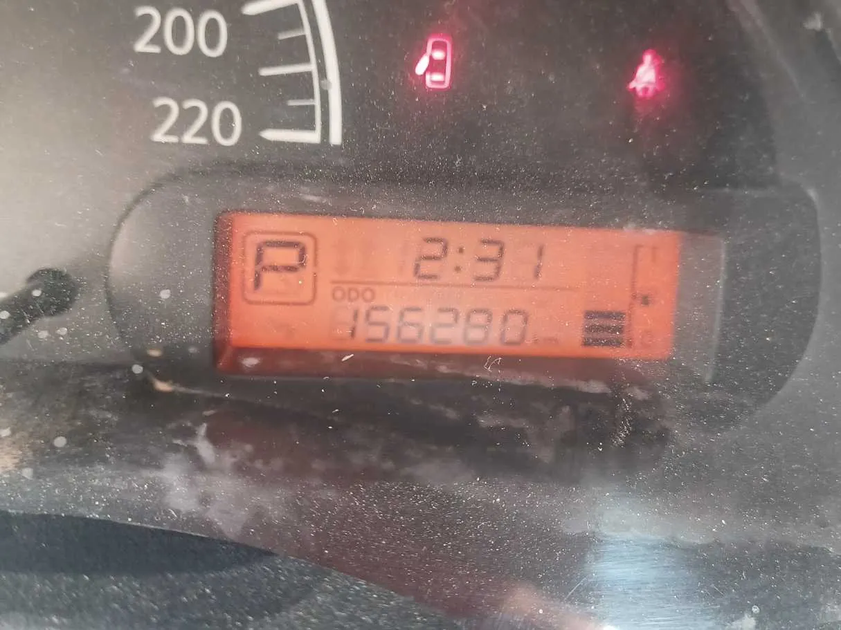 Car image 20