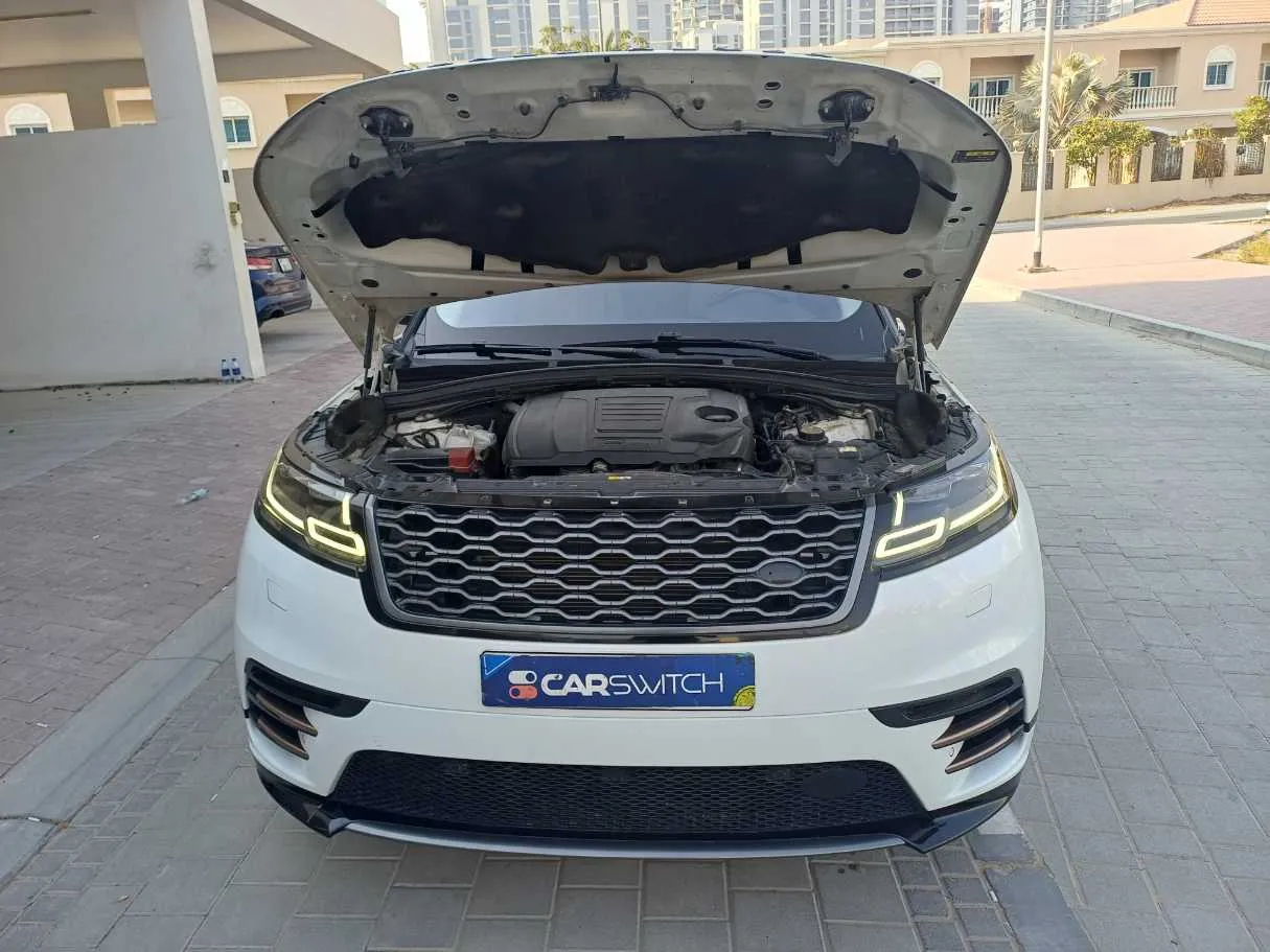 Car image 25