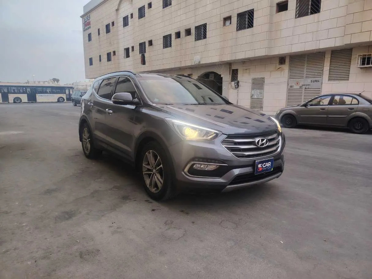 Car image 3