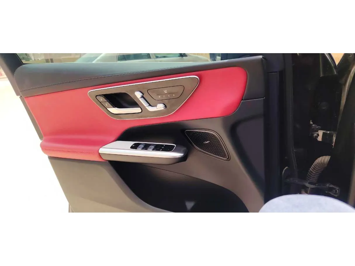 Car image 21