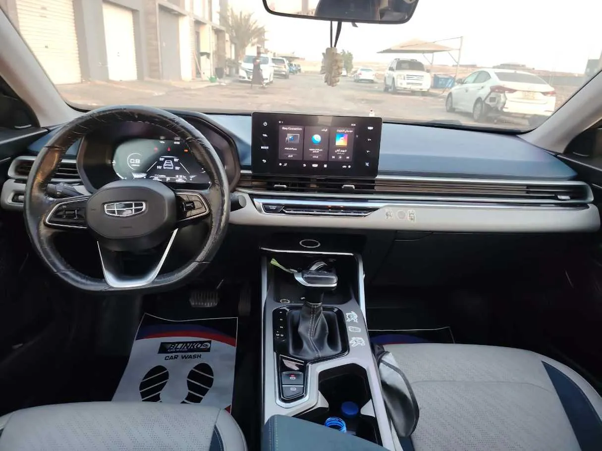 Car image 22