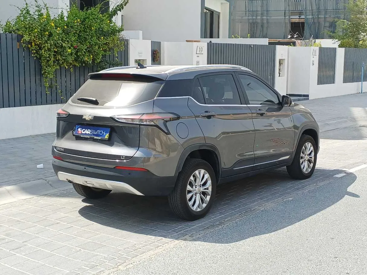 Car image 5