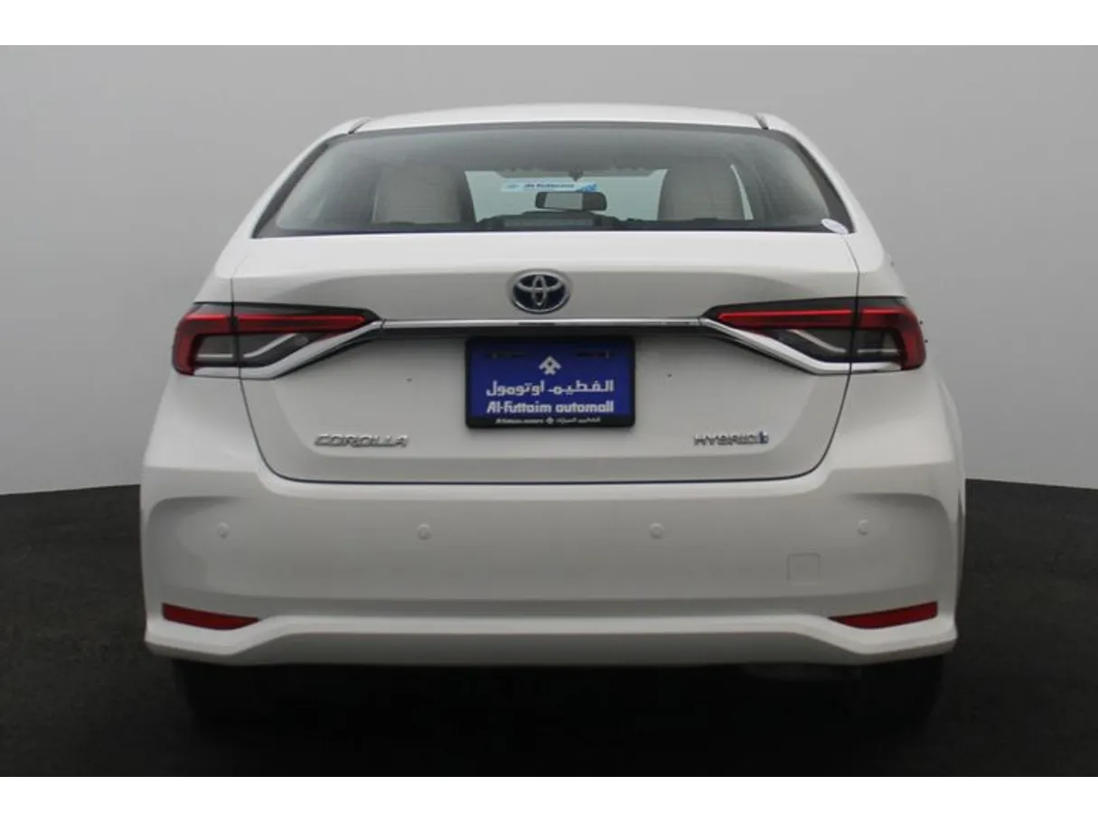 Car image 12