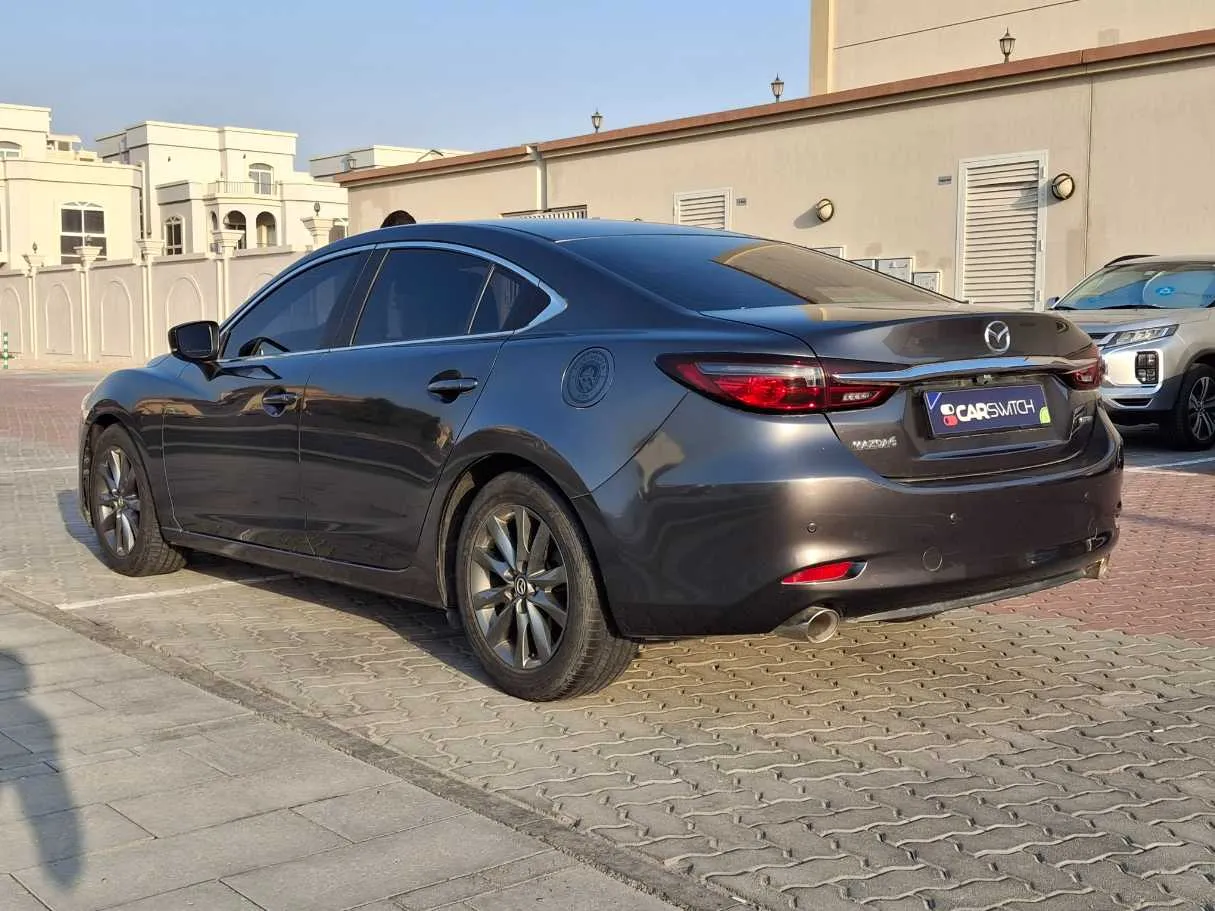 Car image 7