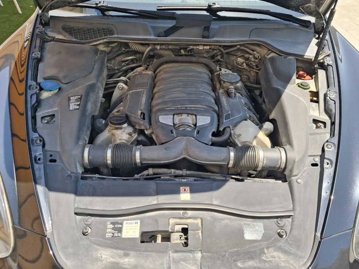 Car image 21