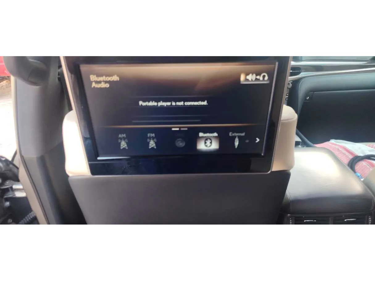 Car image 33
