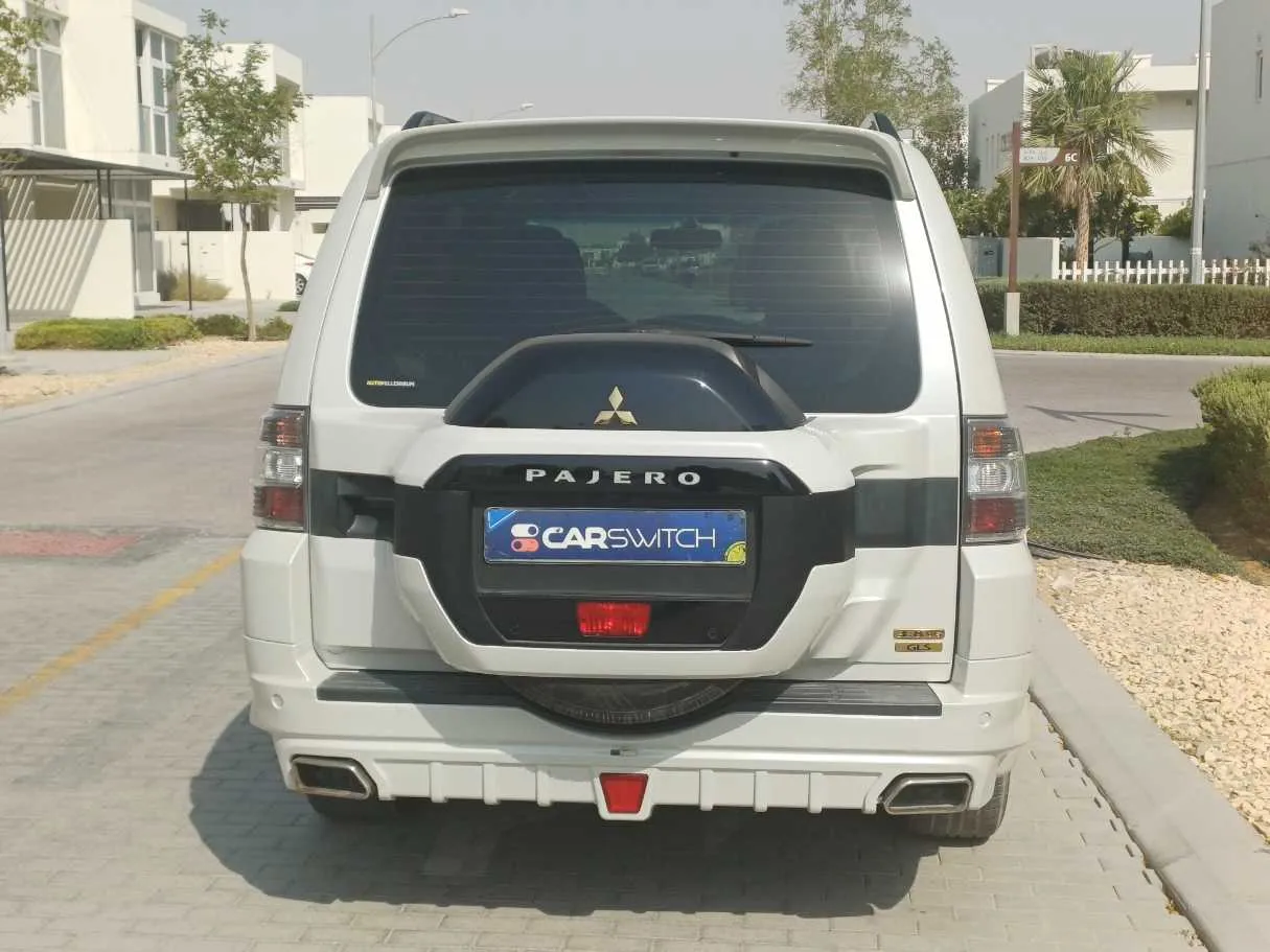 Car image 6