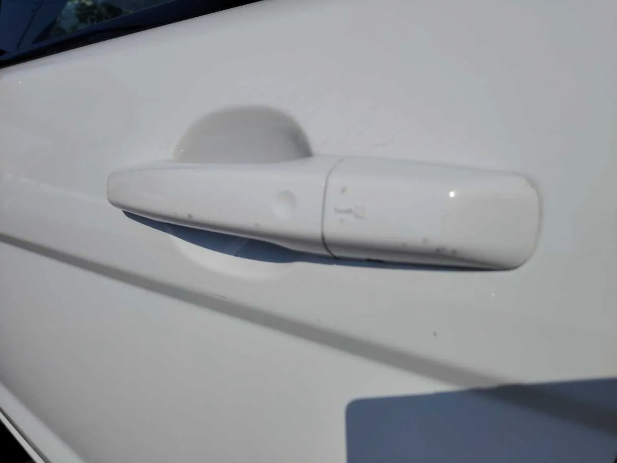 Car image 28