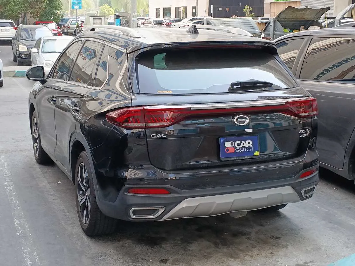 Car image 7